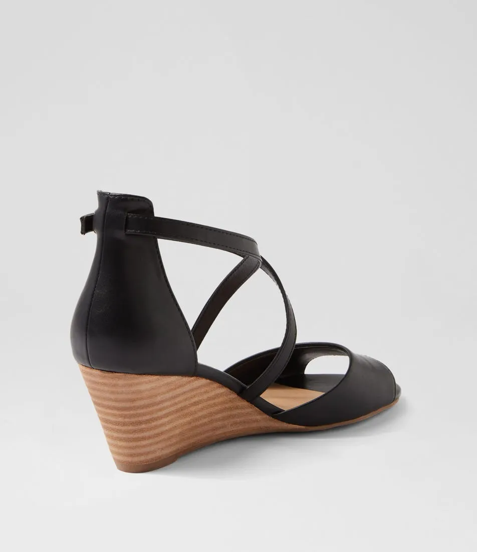 I LOVE BILLY Gando Black Sandals