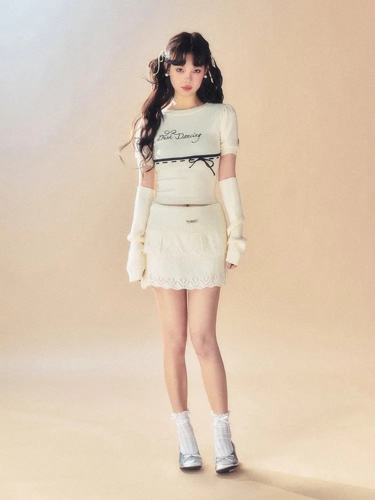 Set-Up Ribbon Chic Arm-Cover Punching Knit Tops＆Mini-Skirt