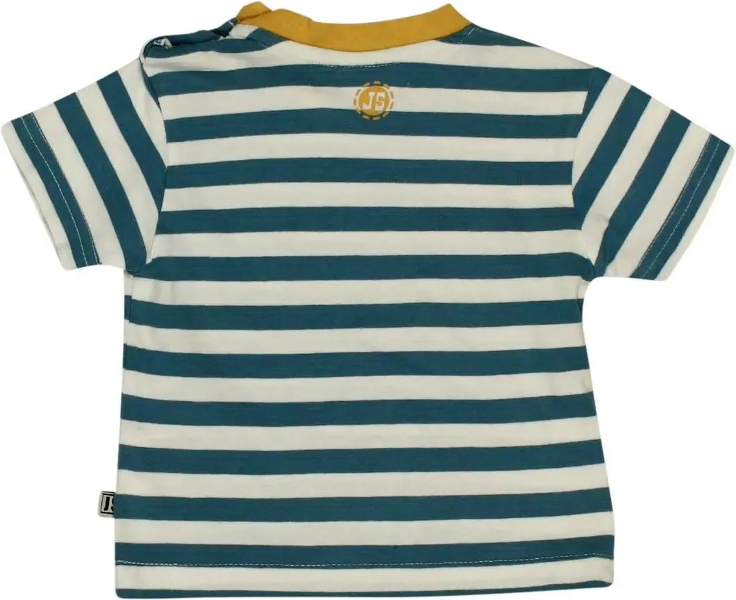 T-shirt | ThriftTale