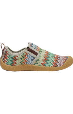  Women's Howser Canvas Slip on in Chevron/Plaza Taupe CLOSEOUTS  